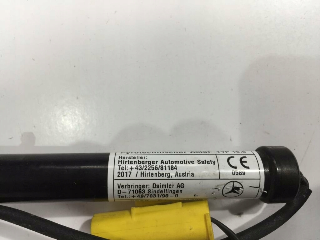 Mercedes e w238 кабріолет  піропатрон капот лівий Оригінал