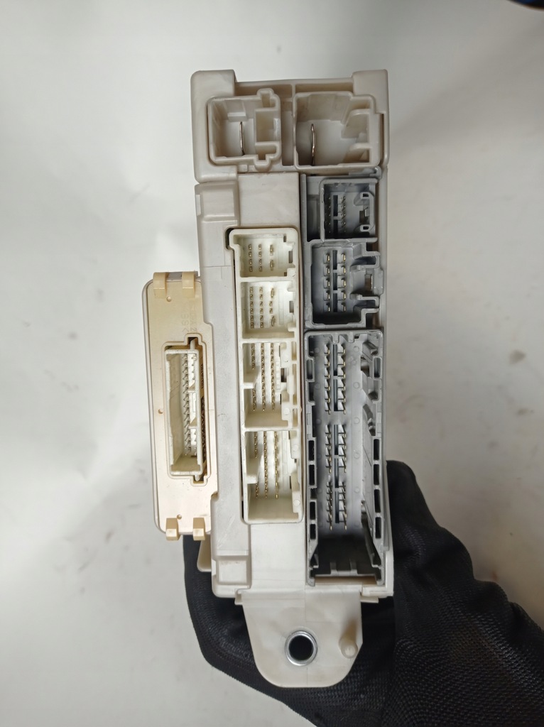 фото №5, Модуль коробка запобіжників lexus is 250 2.5 82730-53024