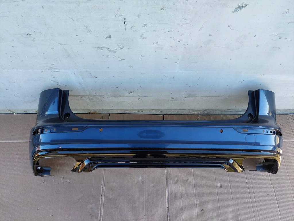 фото №1, Volvo v60 ii 18r r-design k .бампер задня a724