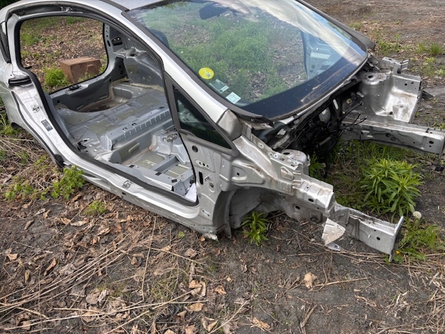 фото №1, Чверть передня права ліва з довгому поріг ford b-max 2012-2017 колір mc