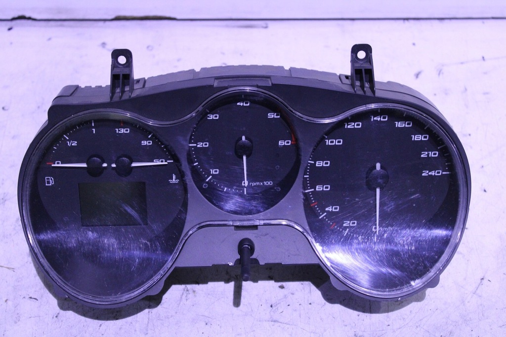 фото №1, Счетчик приборы seat altea 180 tys km