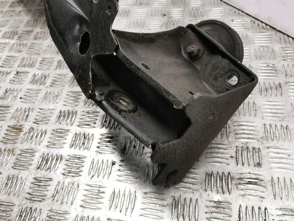 фото №10, Ford scorpio 1991 балка передние