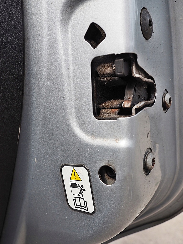 фото №6, Fiat grande punto замок двері задня задній правий na центральний 55701966