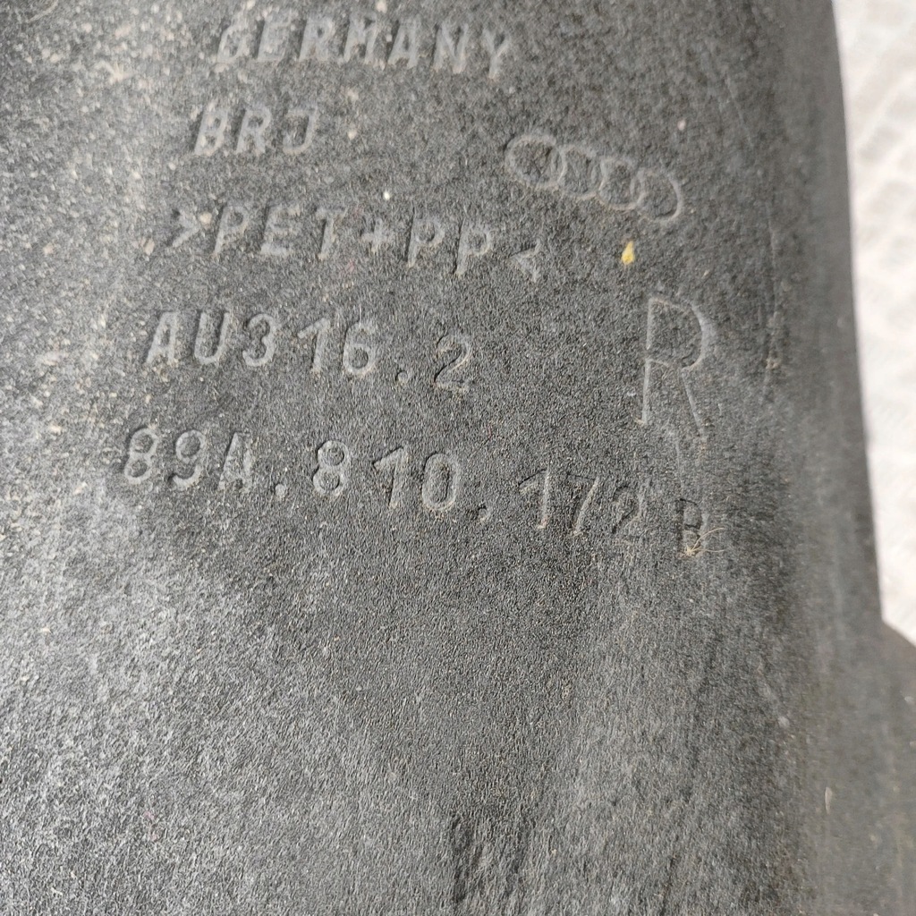 фото №6, Audi q4 sportback e-tron 2023 правая сторона подкрылок задние