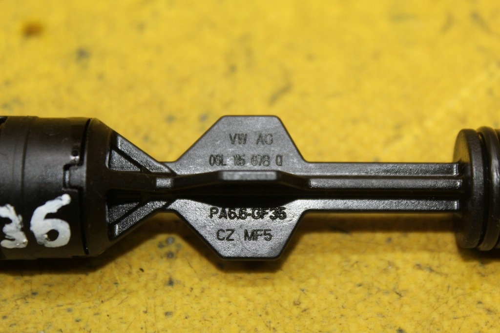 фото №7, Основа фільтра оливи leon iii 1.8 cjs 06l115678q