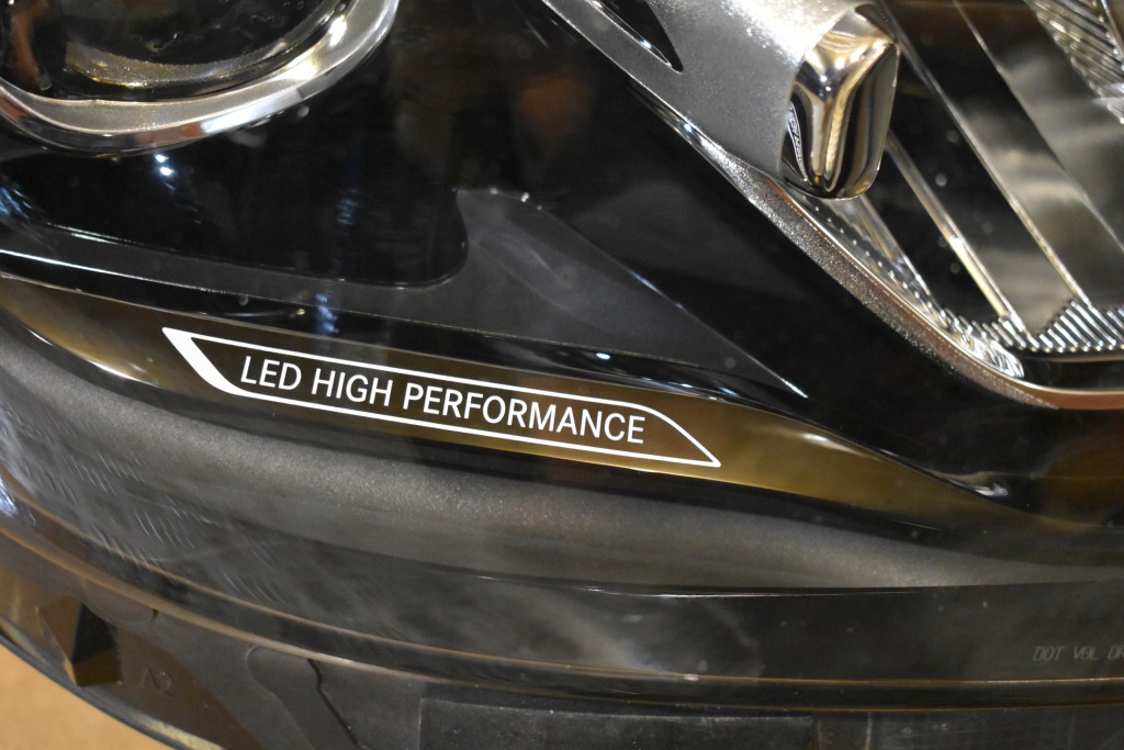 Идеальная комплект  фара led перед передняя mercedes w206 1 в Украине