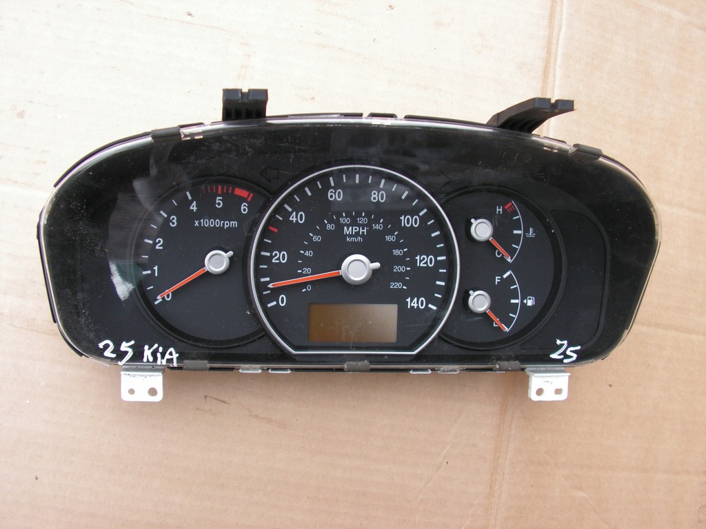 фото №7, Kia carens iii 3 приборы счетчик