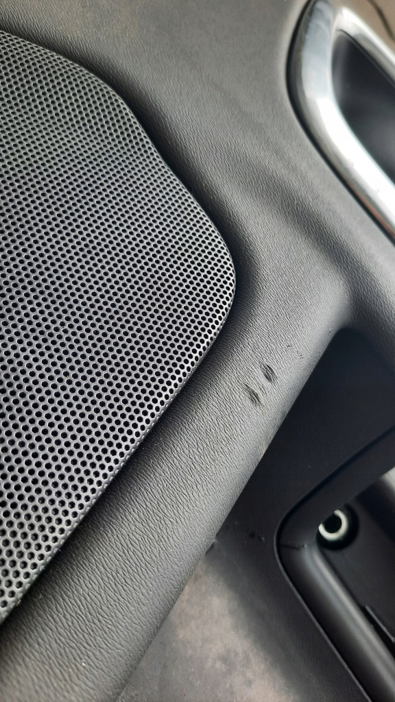 фото №4, Обивка дверь правый задняя volvo v60 10-18r