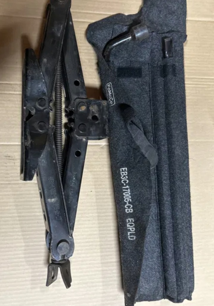 фото №2, Домкрат ford ranger ключ