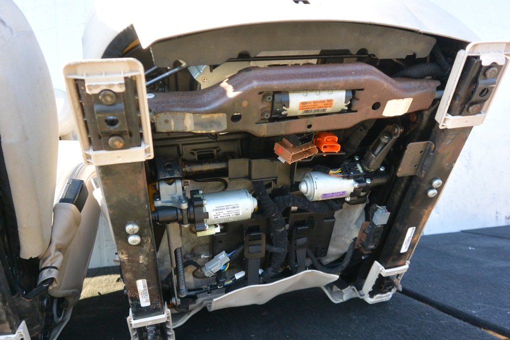 фото №15, Maserati quattroporte vi сиденья заднее сиденье комплект