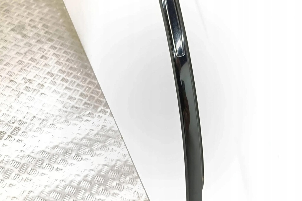 фото №8, Молдинг дахова ліва bmw 7 f01, f02 7184572 4.4l бензиновий 2014