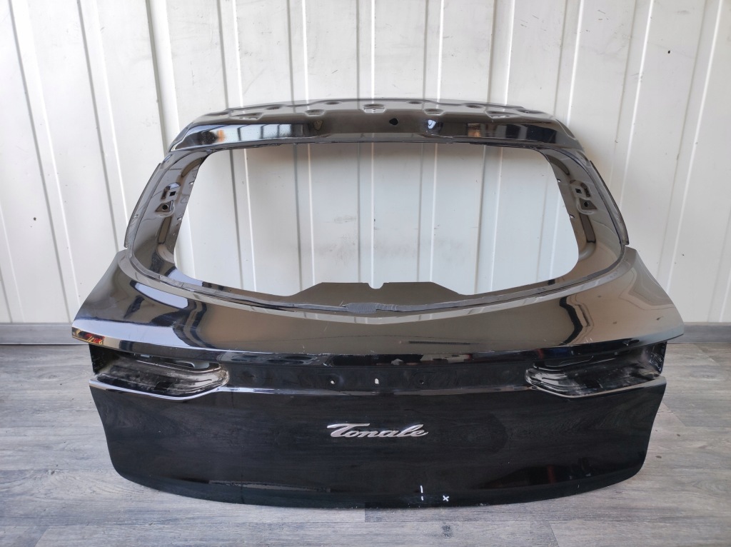 фото №1, Кришка багажника задня задня ------ alfa romeo tonale -------- poznań --------- giełda