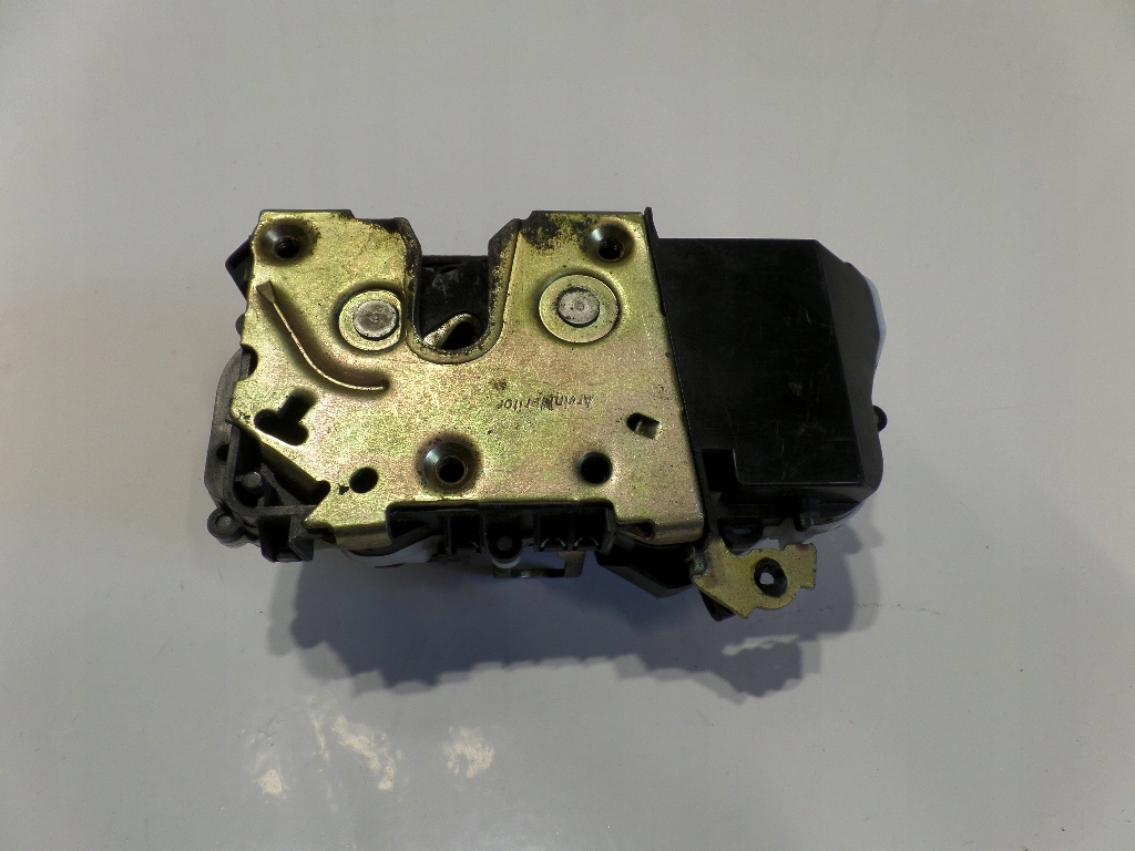 фото №1, Peugeot 206 замок дверь правый перед