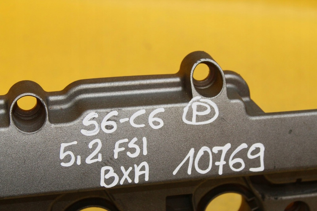 фото №10, Крышка клапанов s6 c6 5.2fsi 07l103472