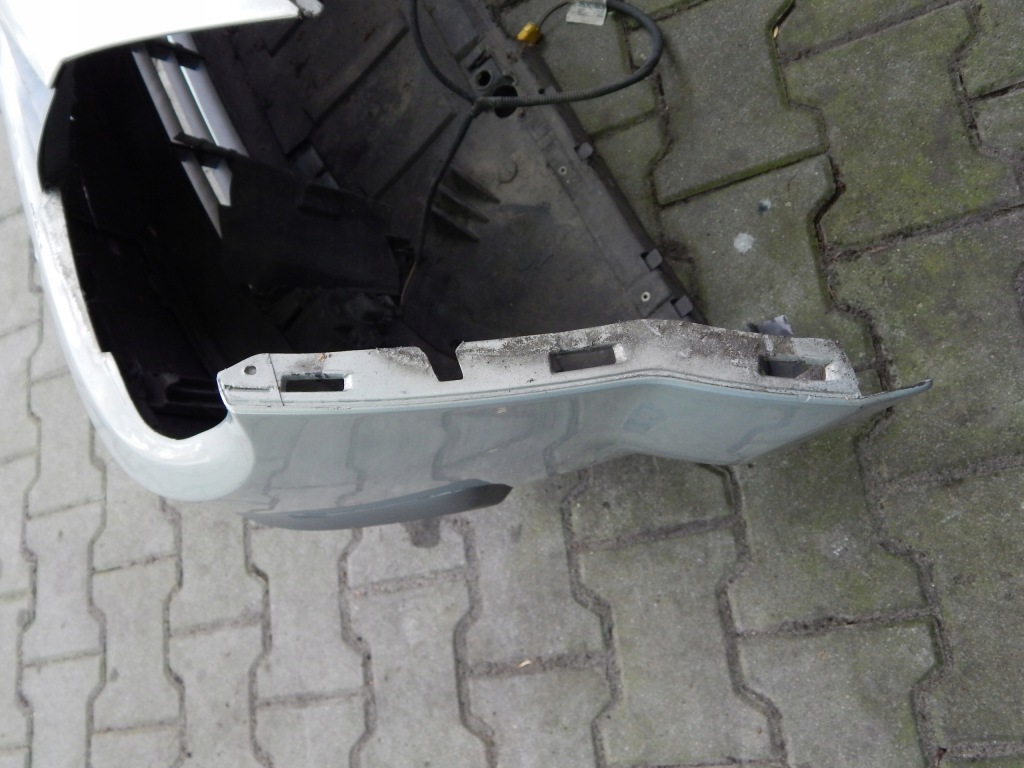 Бампер перед renault megane scenic 2 2 03- nv632 в Україні