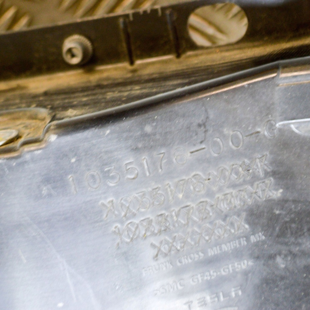 Tesla model x 2020 інша частина підвіска Недорого