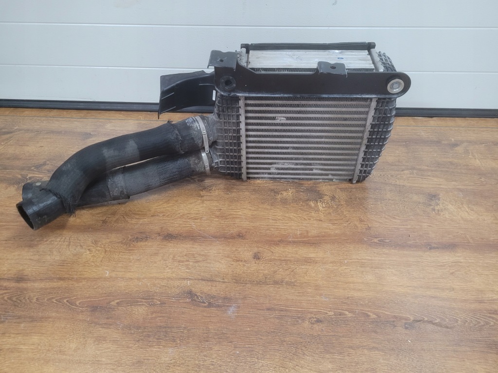 Ghibli рестайлінг  радіатор повітря інтеркулер gransport gts Київ