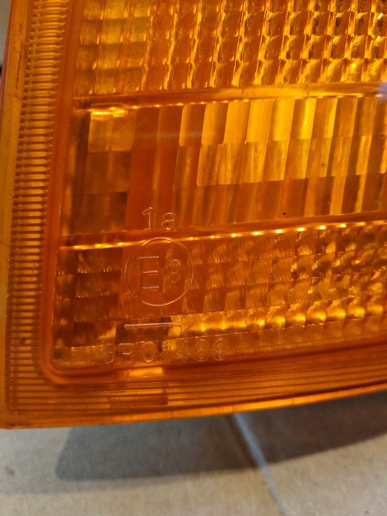 фото №5, Поворотник левый mercedes vito w638 6388200021 oryg.