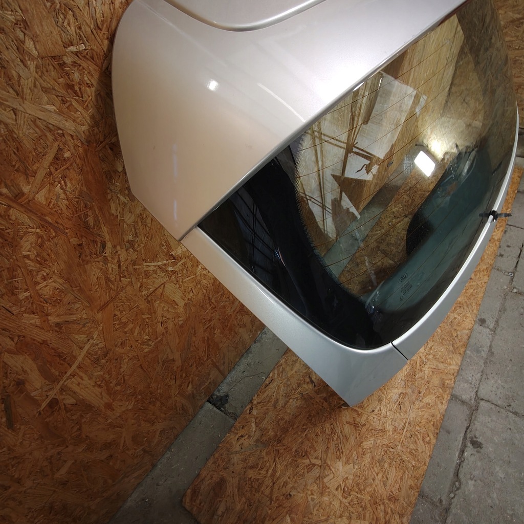 фото №10, Крышка багажника багажника задняя задняя ford fiesta mk7 mk-7 серебристая