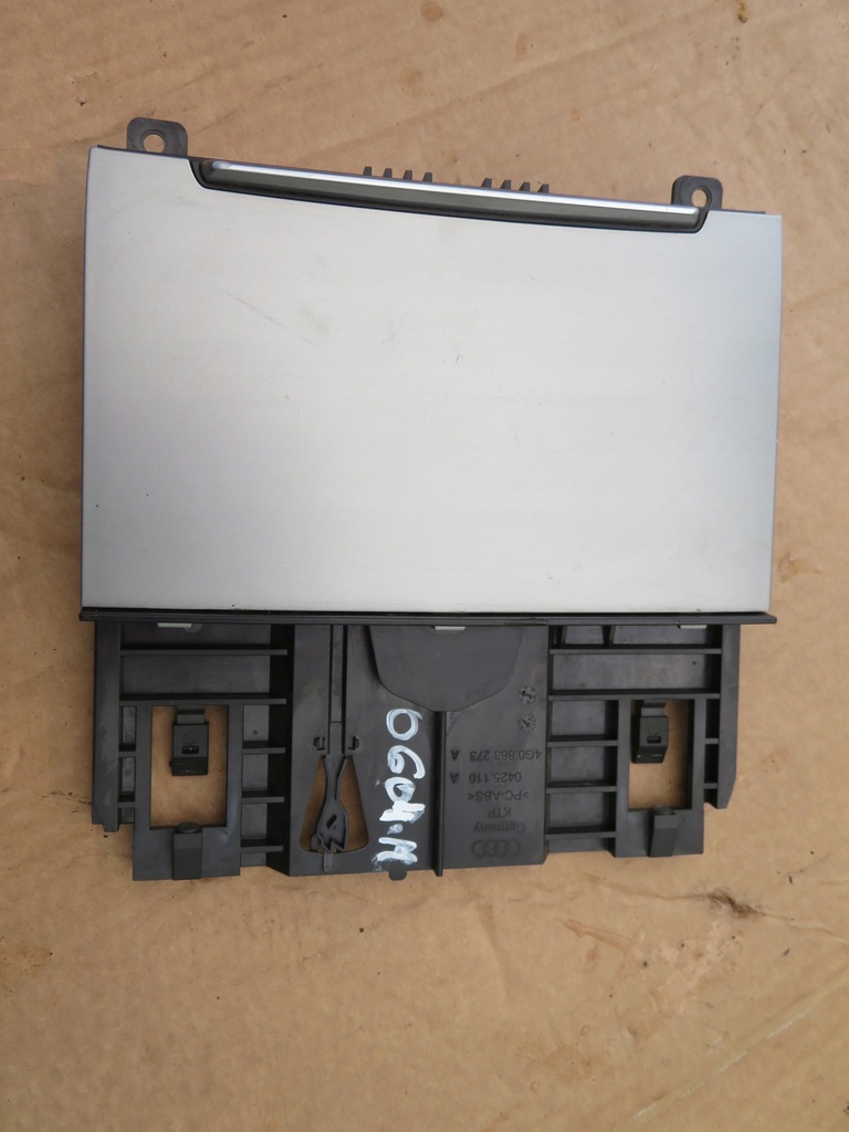 фото №10, Audi a6 a7 rs6 rs7 защита пепельница 4g0863273a