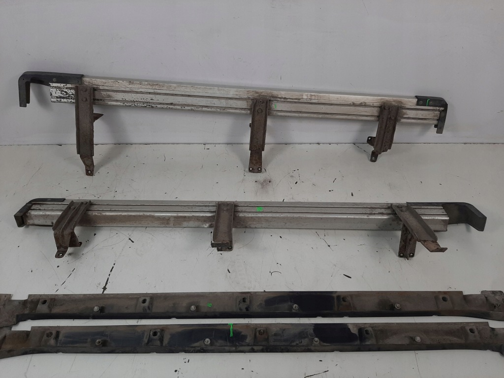 фото №14, Suzuki grand vitara ii 06r пороги накладки пороговые левая правая пороги