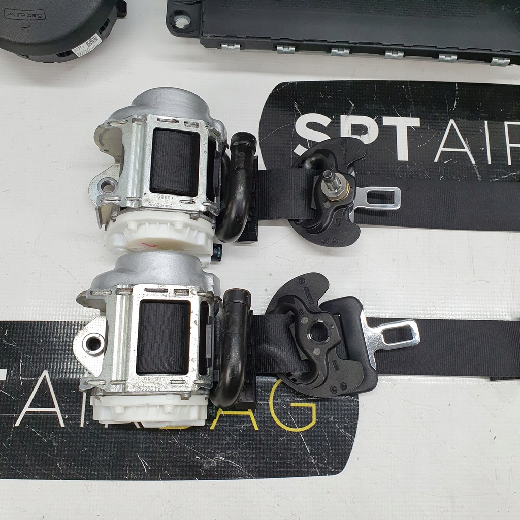 фото №10, Alfa romeo giulia приборная панель приборная панель консоль подушка безопасности нитка зелёный stare возврат