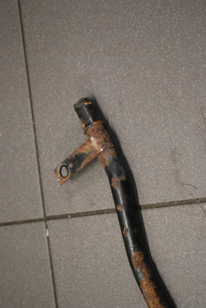 фото №4, Шланг трубка wody audi a8 d2 2.8 078121081p