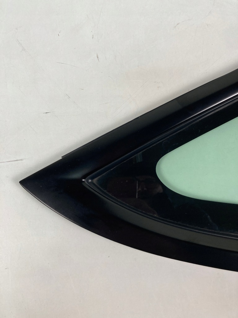 фото №2, Стекло кузовная правая tesla 3