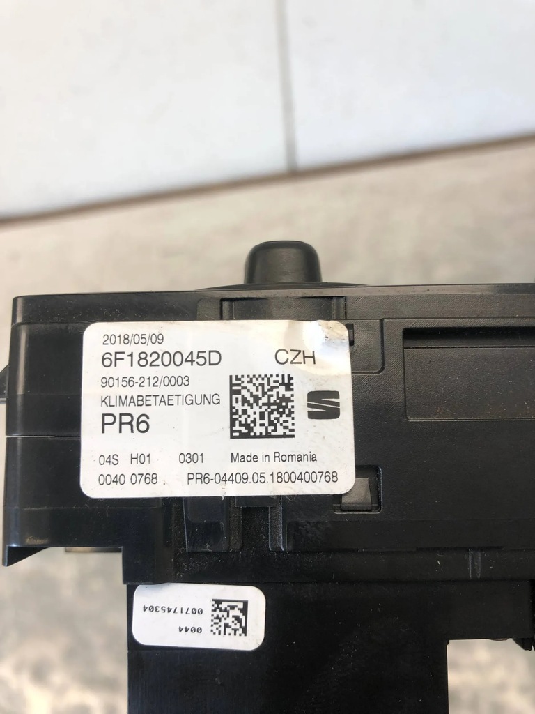 фото №5, Панель кондиционера seat ibiza v 6f1820045d