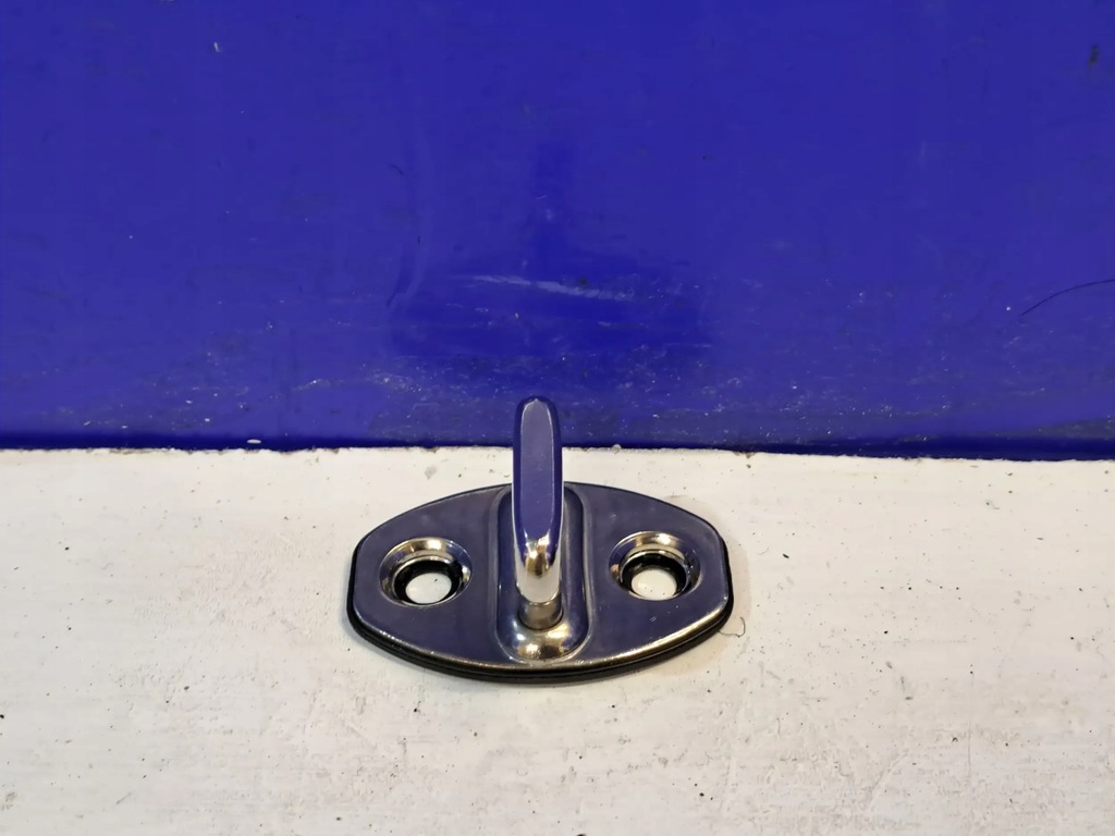 фото №1, Porsche cayenne 92a 2016 елементи кріпильні