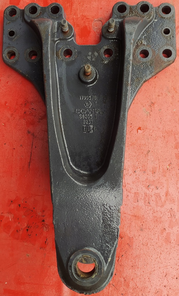 фото №2, Scania r 420 кронштейн кронштейн кронштейн рессора 1799578