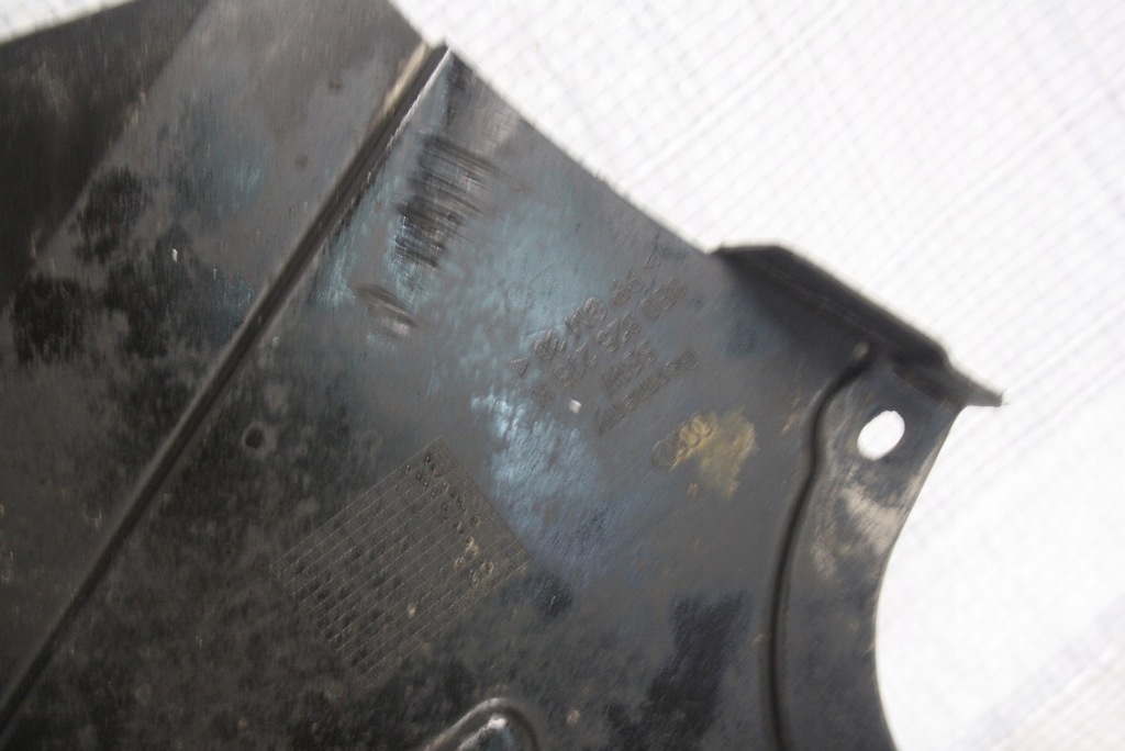 фото №4, Защита подвеска левый задняя audi a4 b6 8e0825215k