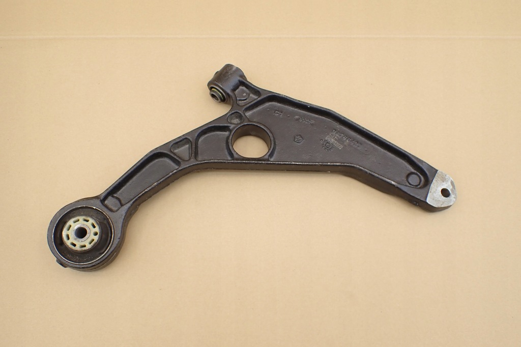 фото №11, Важіль перед лівий dół fiat freemont dodge journey 04766423ad 04766423af