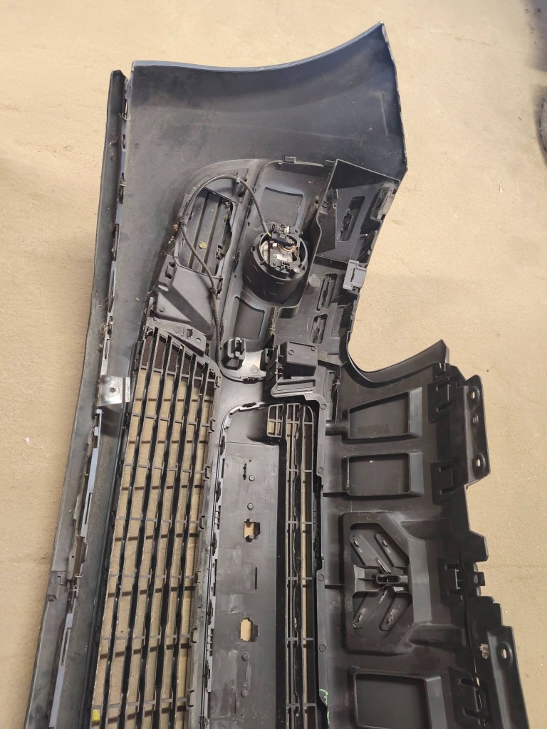 Бампер citroen c3 picasso 9681800777 перед передний Доставка