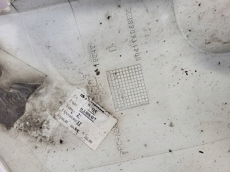 фото №9, Защита стойка уголок дефлектор правый кабины iveco eurocargo 2 ii 120e25