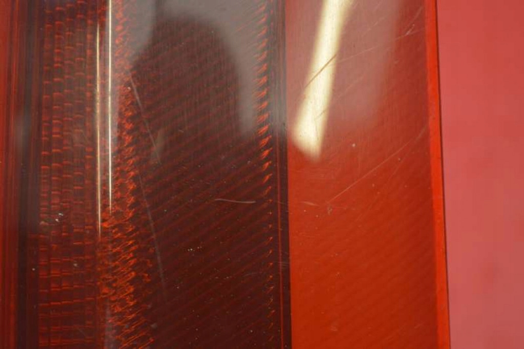 фото №9, Лампа права задня задня верхній відбивач 157618 volvo xc90 1 i 02-06