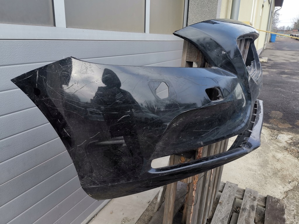 фото №2, Volvo v40 бампер перед передній