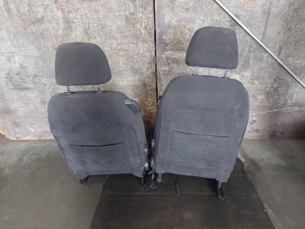 Сиденья комплект левая правая  заднее сиденье задний + обшивки fiat croma 2 Цена