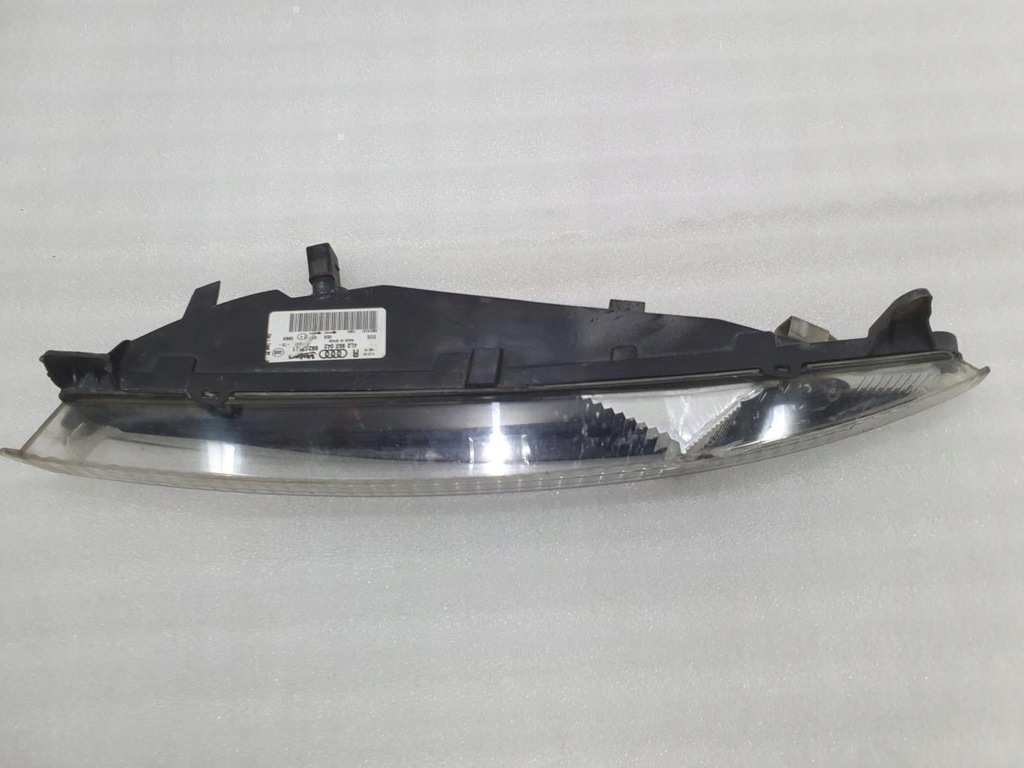 фото №6, Поворотник правый перед audi q7 4l 4l0953042