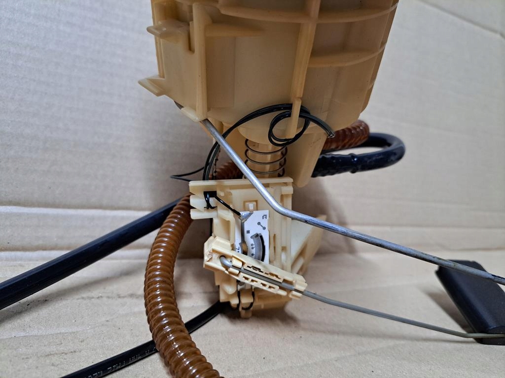 Насос топлива поплавок mini one r50 6759001.9 fn 3 в Украине