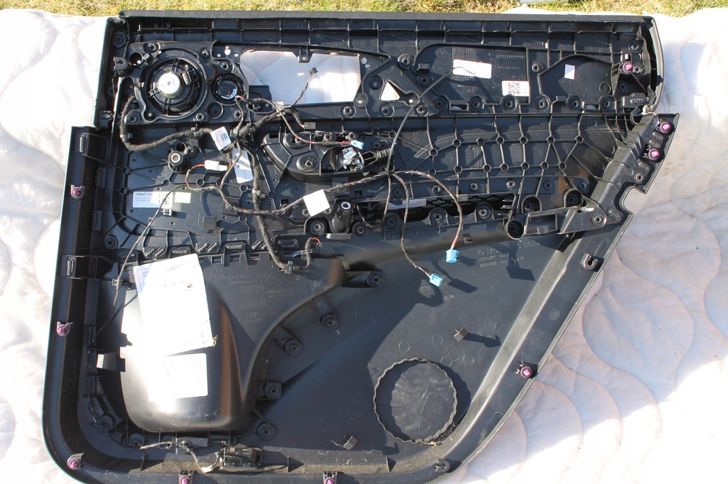 фото №7, Обшивка дверь обивка europa mercedes w167 gle gl