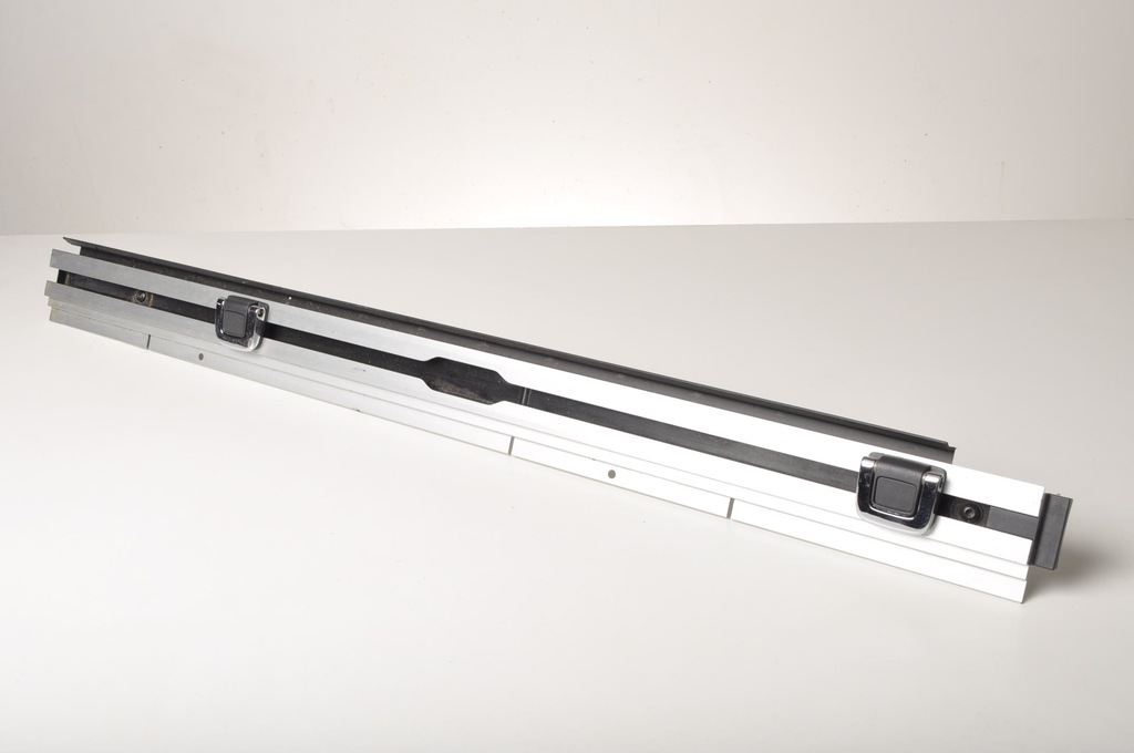 фото №6, Peugeot 308 ii t9 направляющая багажника 98057260vv