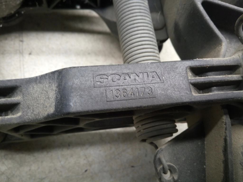 фото №6, Потенциометр газа scania 1364171