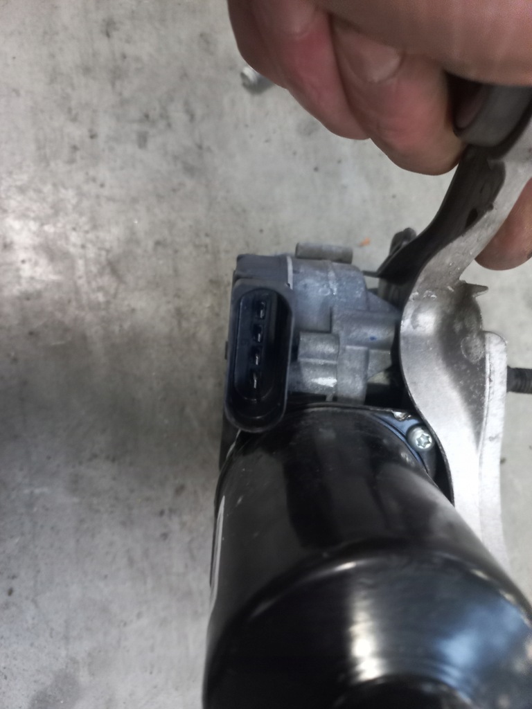 фото №15, Ford fusion 17- механизм моторчик дворник