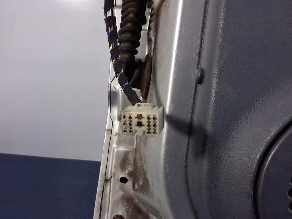 фото №8, Tata safari двері задні праве