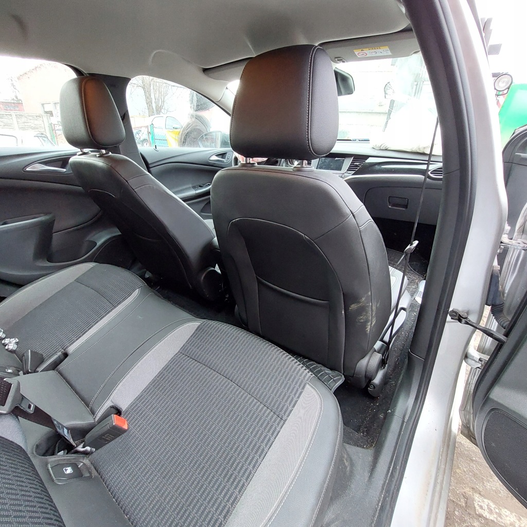 фото №9, Opel astra k kombi сидіння перед заднє сидіння задня підлокітник напівшкіра b. ładne