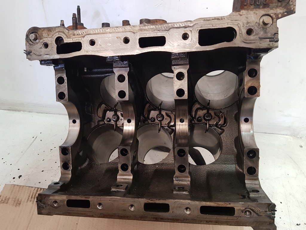 фото №11, Блок двигуна 9u3q-6015-cc citroen c5 iii x7 3.0 hdi dt20c