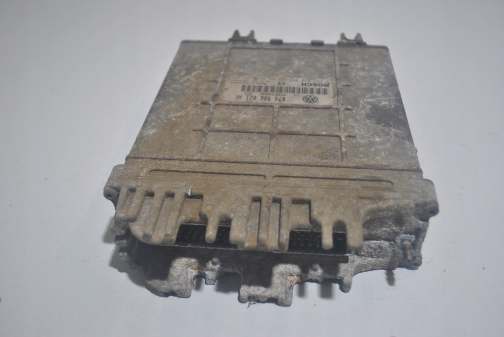 фото №6, Бортовой компьютер двигателя vw lt 35 074906021ak