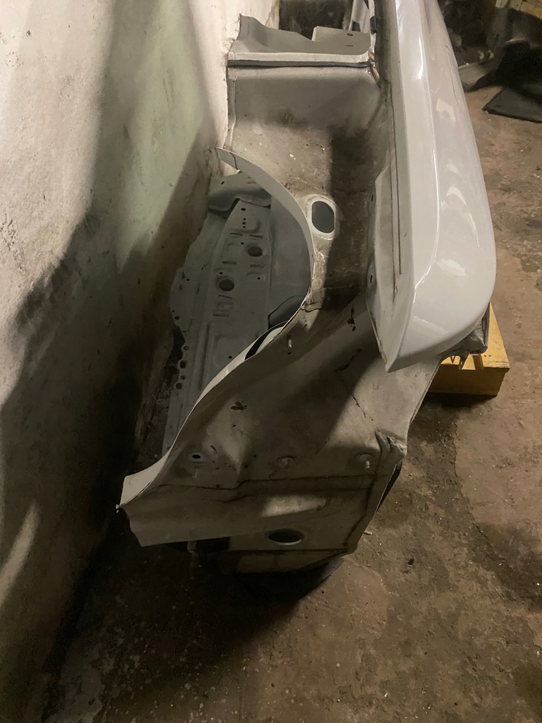 фото №6, Ćwiartka-prawa bok bmw f22