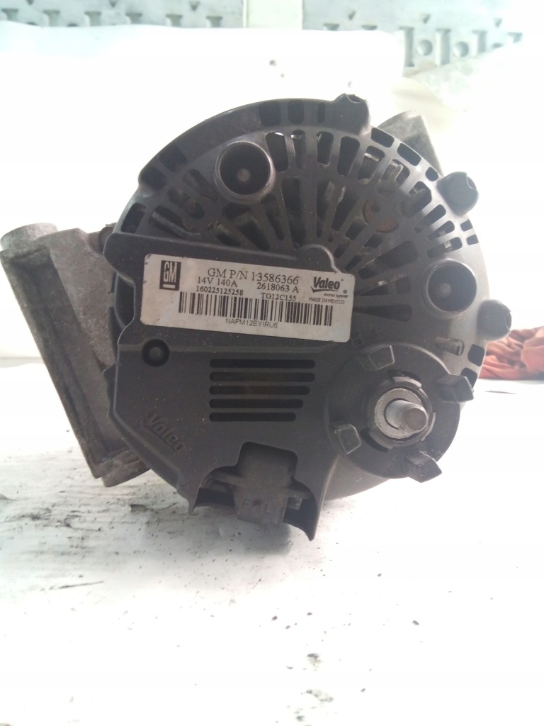 L386 генератор opel insignia b16dth 13586366 Ціна
